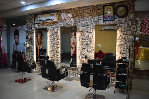 Beauty Parlour in Manesar